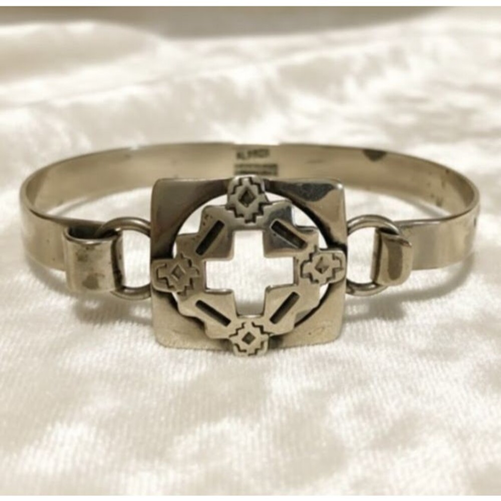 Vintage Mexican Silver Bangle Bracelet Hook Clasp Maltese Cross Southwestern